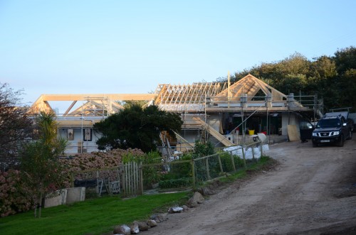 The roof continues to grow - 15 October 2015